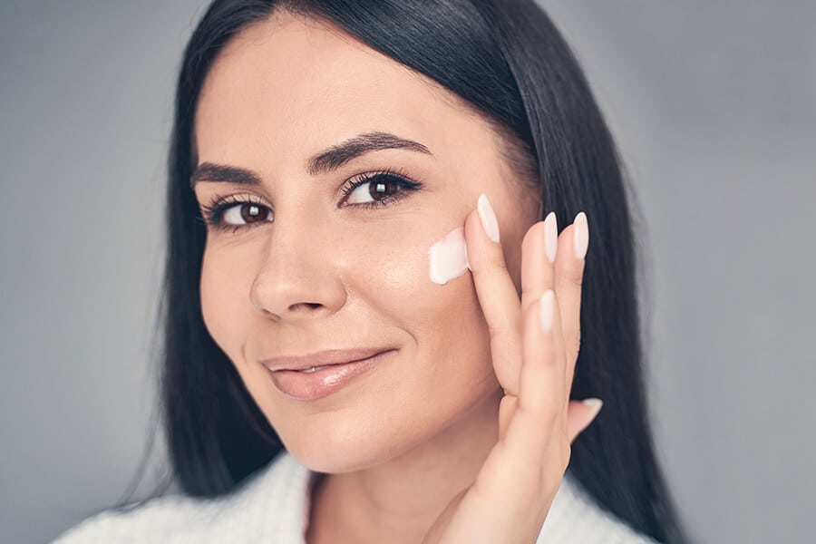 Skincare para pele mista: 5 dicas para incluir no seu cronograma